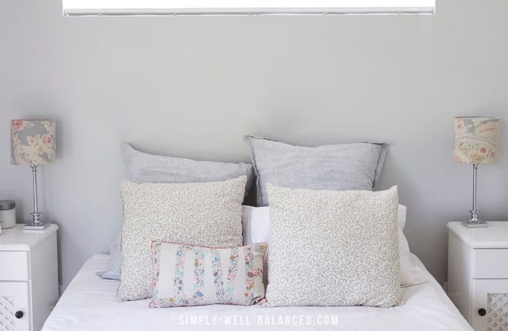 How to Declutter your Bedroom: Simple Tips for a Tidy Space