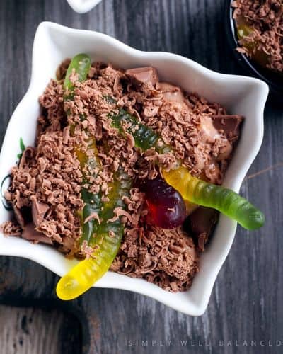 Fun sleepover idea for boys: make dirt pail dessert with chocolate pudding and gummy worms. 