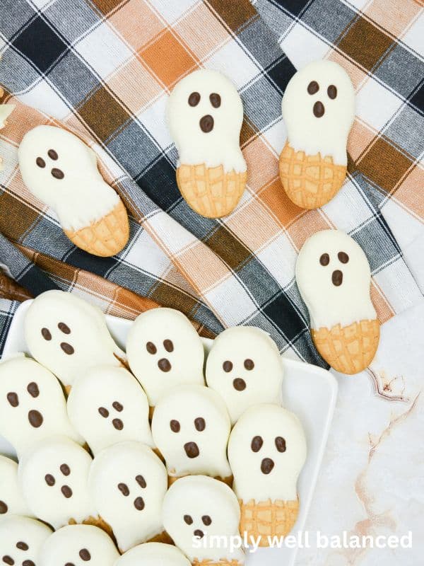 Easy Nutter Butter Ghosts – Halloween Cookie Treat